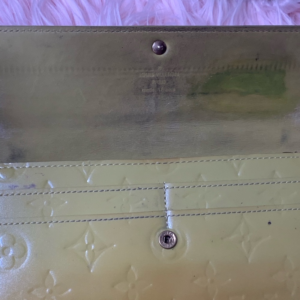 Project Ready! Louis Vuitton Monogram Vernis Sarah Wallet - Picture 8 of 12